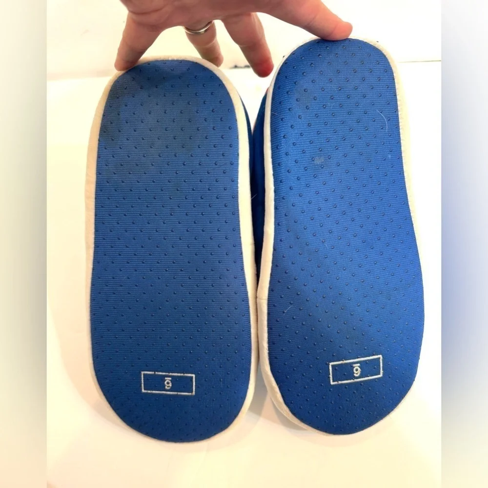 Boys Nintendo Super Mario Brothers Red and Green Bedroom SLIPPERS Size 6